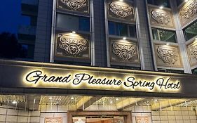 Grand Pleasure Spring Hotel